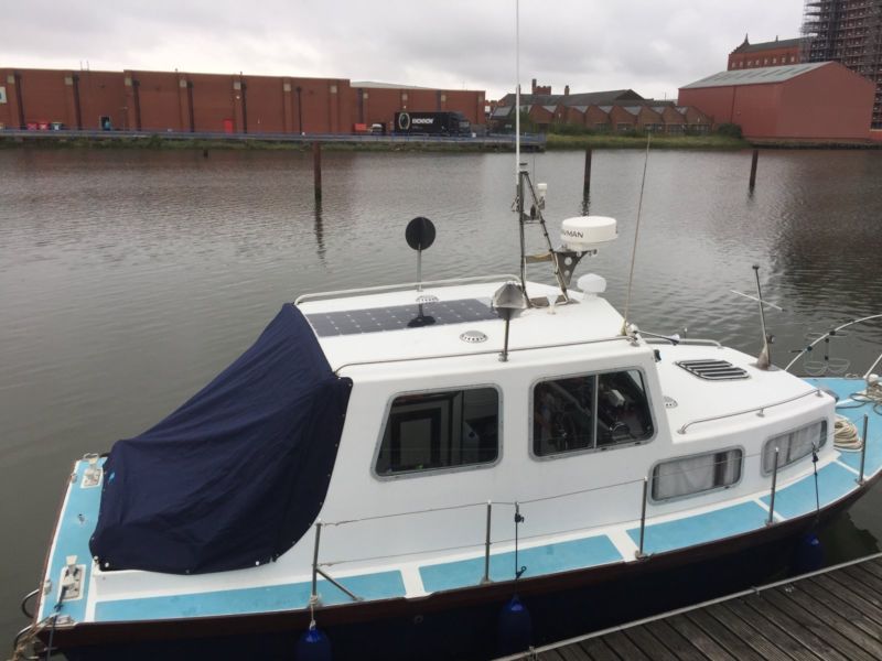 Island Plastics IP28 Wheelhouse Boat for sale from United Kingdom