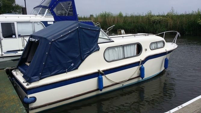 Freeman 22 Mk2 Cruiser Boat 1974 Narrow Beam Ideal Weekend