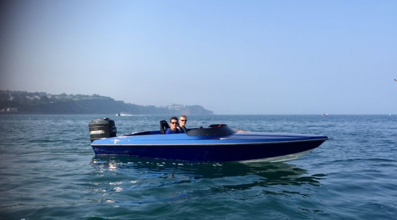 phantom 16 powerboat