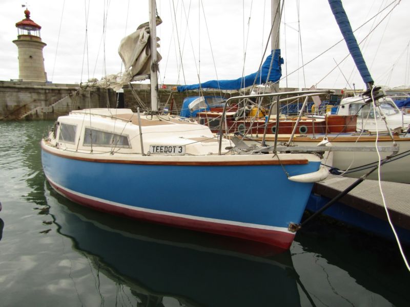 Sailing Boat, 22' Itchen Ferry, Bilge Keel, Volvo Inboard ...