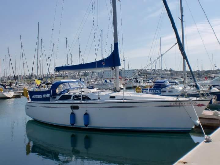 Hunter Legend 335 Sailing Boat 1989 Lying Caernarfon Cruising Yacht W