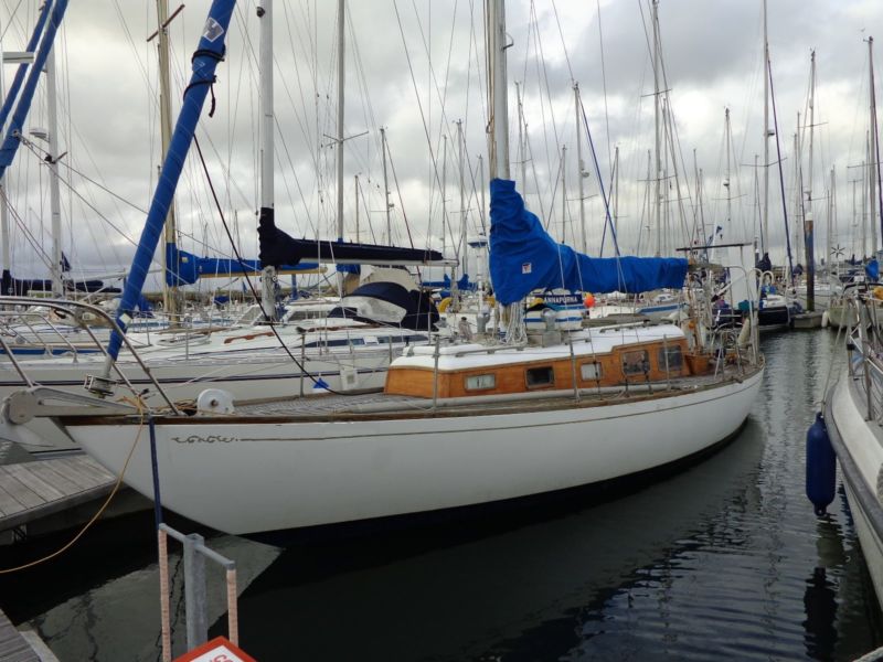 blue water sailing yachts for sale uk