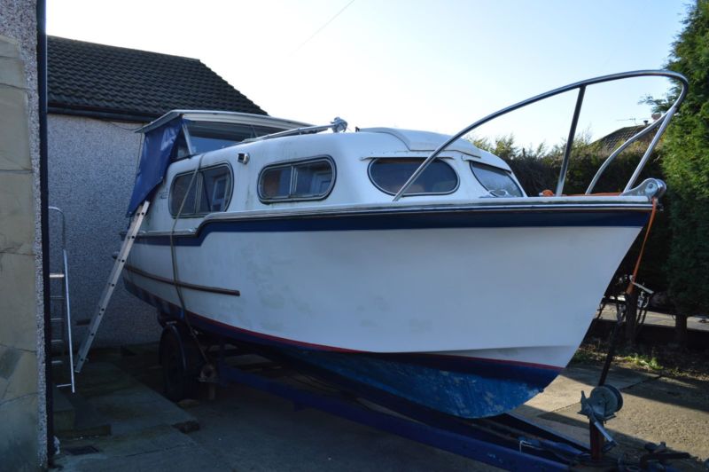 Freeman 22?? Cruiser Boat Needs Restoration, Engine Included ...