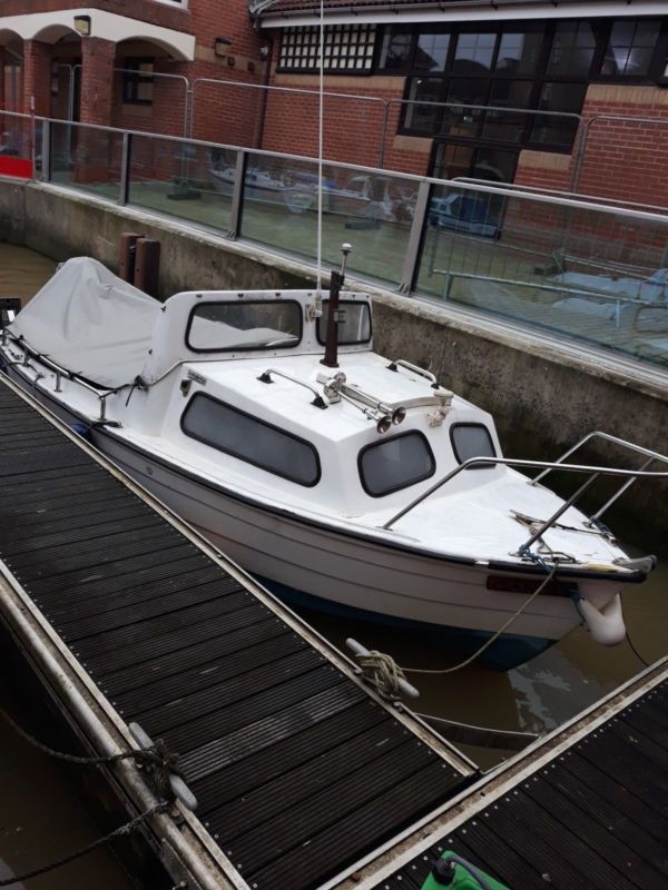 mayland fishing boat 17ft + 25hp mariner + extras. for