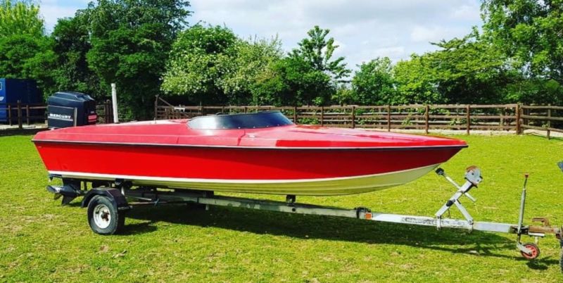 phantom 16 powerboat