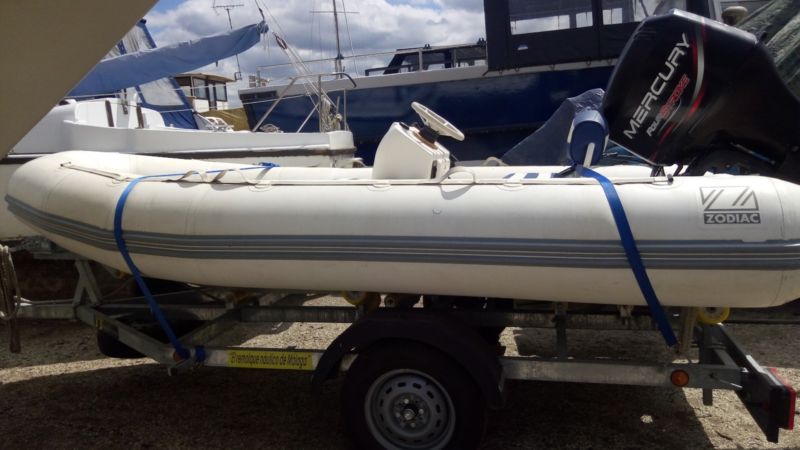 Zodiac 4.2m Inflatable Rib, Great Condition,fully Serviced,on Brand New 