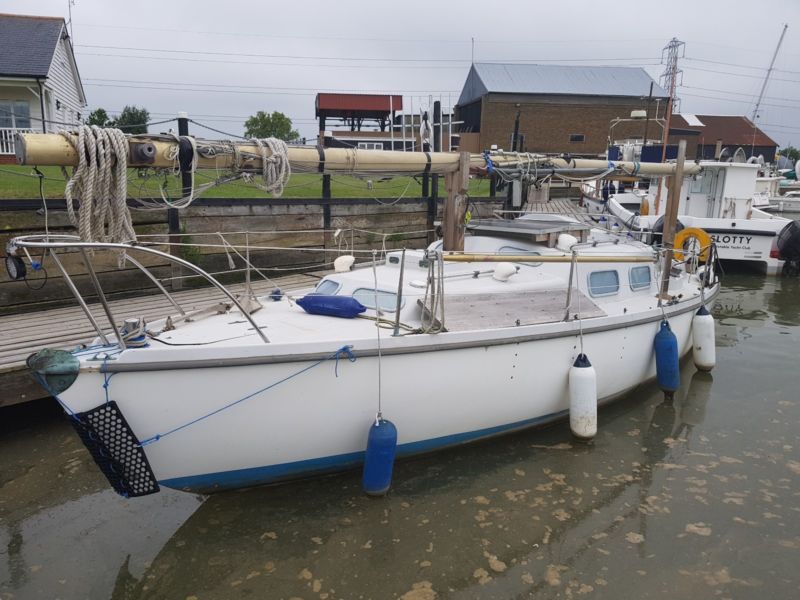 kingfisher 30 sailboat