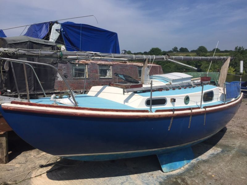 Macwester 26, Volvo Diesel, Needs A Tidy But Complete. Cheap Ashore ...