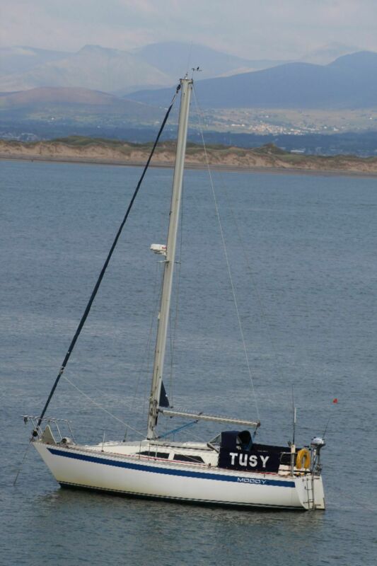 Moody 27 Yacht for sale from United Kingdom