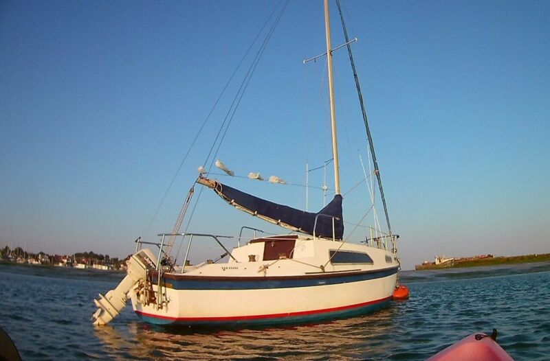 vivacity 650 sailboat