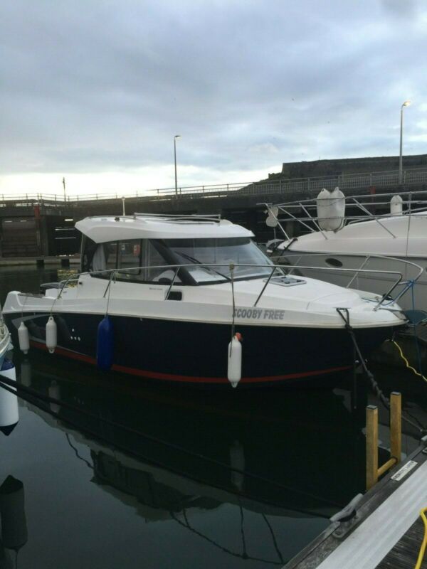 Beneteau Antares 780 for sale from United Kingdom