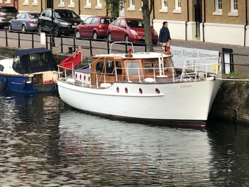 classic motor yacht for sale uk