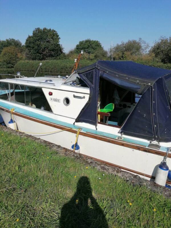 Seamaster 23 Foot Cruiser - Part Ed Van Welcome for sale from United ...