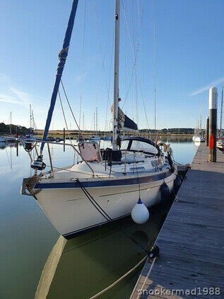 Moody 33 MK2 Sailing Yacht for sale from United Kingdom