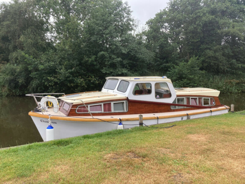 Classic Norfolk Broads Cruiser for sale from United Kingdom