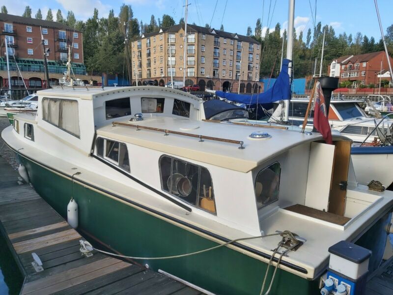 Houseboat Live Aboard for sale from United Kingdom