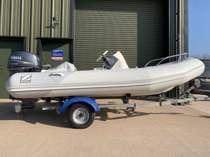 zodiac yachtline 380 rib