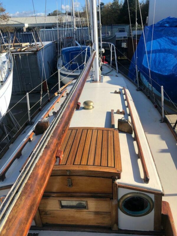 Alan Buchanan 27ft Classic Yacht for sale from United Kingdom