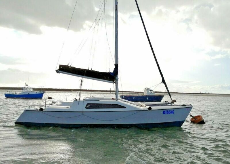 strider 24 catamaran