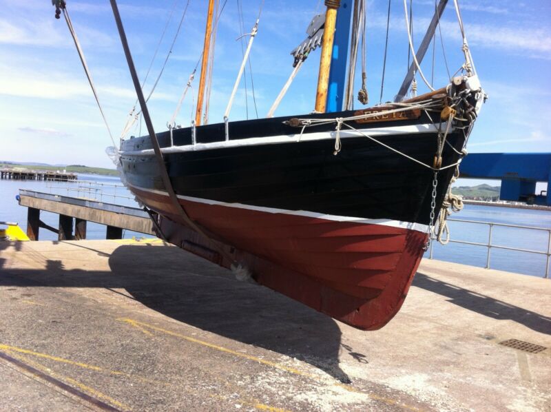 gaff rigged yacht for sale