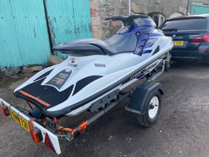 Yamaha Gp1200r Waverunner Jet Ski No Reserve For Sale From United Kingdom