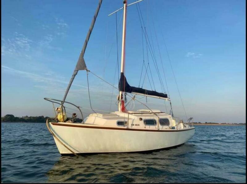 Islander 23 - Bilge Keel 23ft Sailing Yacht for sale from United Kingdom