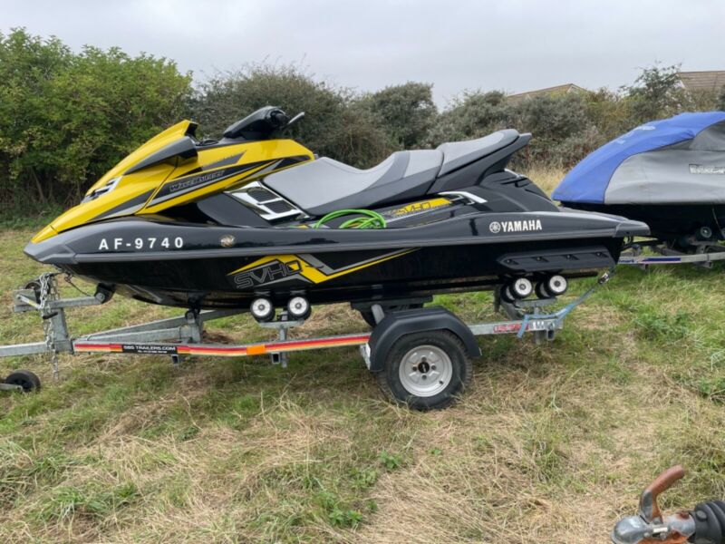 yamaha-waverunner-fx-svho-1800-supercharged-for-sale-from-united-kingdom