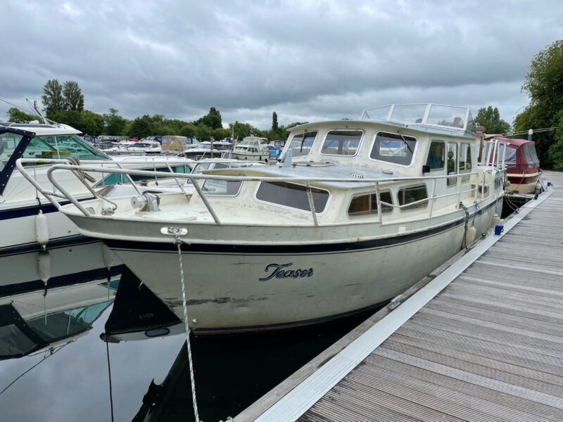 Stevens 1140AC Dutch Steel Cabin Cruiser Boat Project For Restoration ...