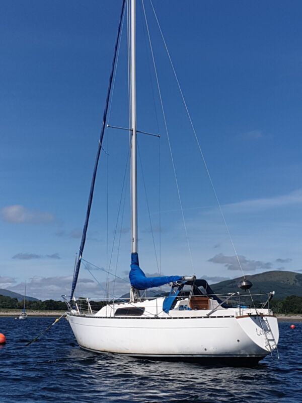 cruising yacht for sale uk