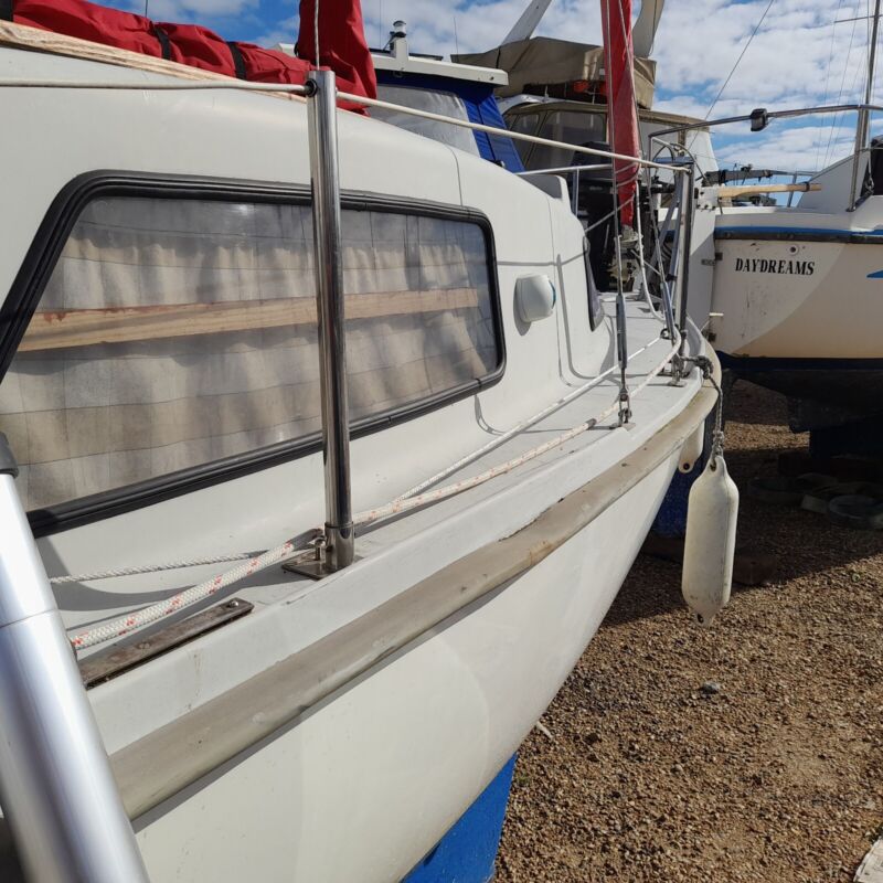 34 foot bilge keel yachts for sale