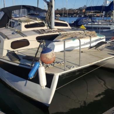 26' catamaran. project boat. southampton for sale for £