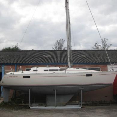 beneteau oceanis 320