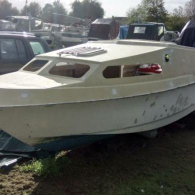 Shetland 570 Cabin Cruiser Project Boat For Sale For 650 In Uk