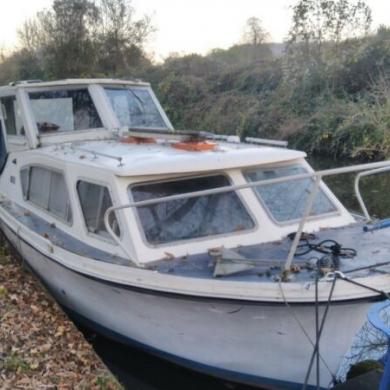 Canal Barge For Sale Buy Houseboat Liveaboard Boat Kennet Avon Canal Bath For Sale From United Kingdom