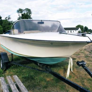 Broom Gemini 12’ Speed Boat Johnson Outboard 25hp - Scarce Boat For ...